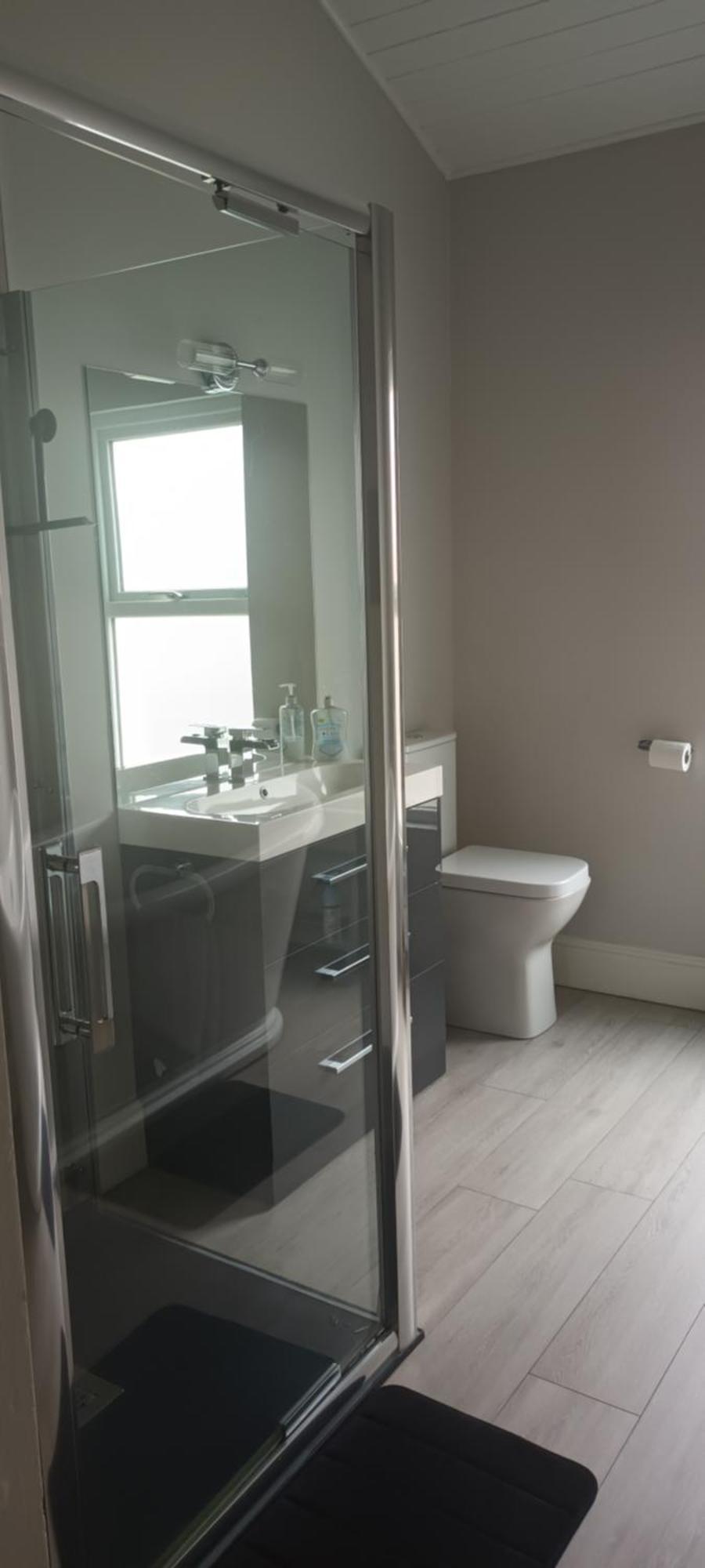 Eglinton Road - Super King - Private Bathroom Bray Ngoại thất bức ảnh